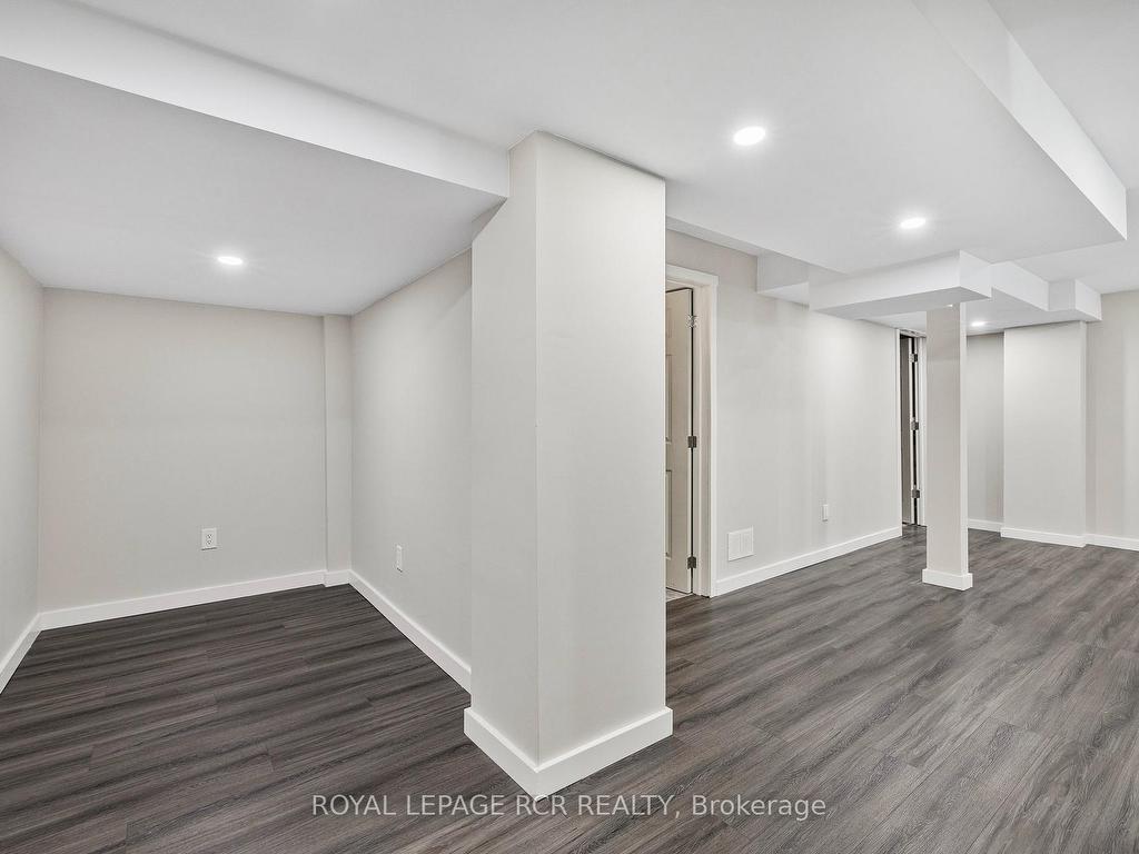 









171


Swindells

Street,
Clarington,




ON
L1C 0E3

