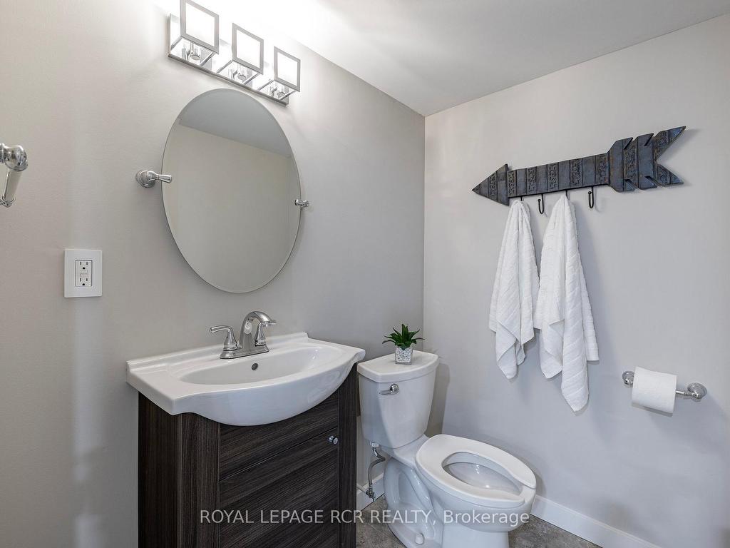 









171


Swindells

Street,
Clarington,




ON
L1C 0E3

