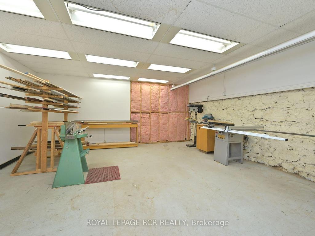 









47


Victoria

Street West,
New Tecumseth,




ON
L9R 1T1

