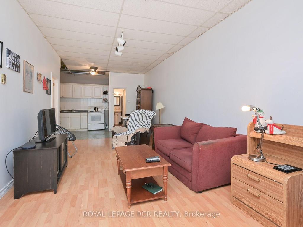 









47


Victoria

Street West,
New Tecumseth,




ON
L9R 1T1

