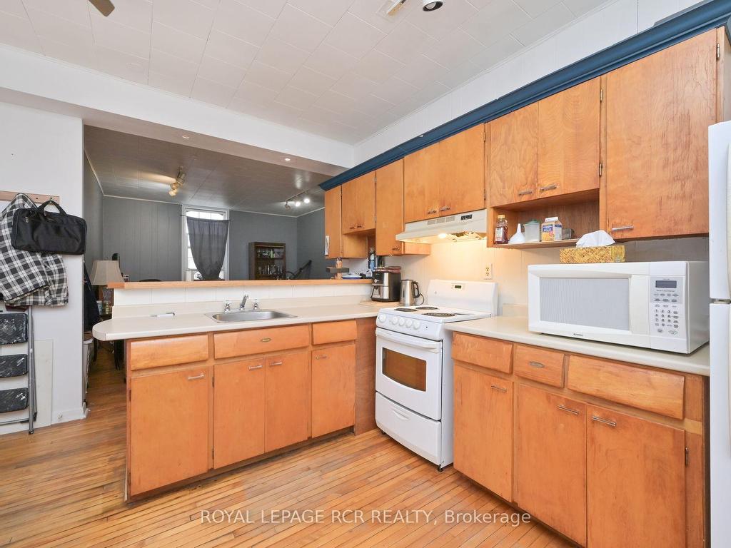 









47


Victoria

Street West,
New Tecumseth,




ON
L9R 1T1

