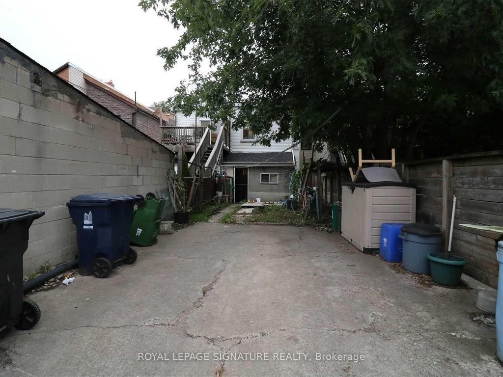 









210


Shaw

Street, BSMT,
Toronto,




ON
M6J 2W8

