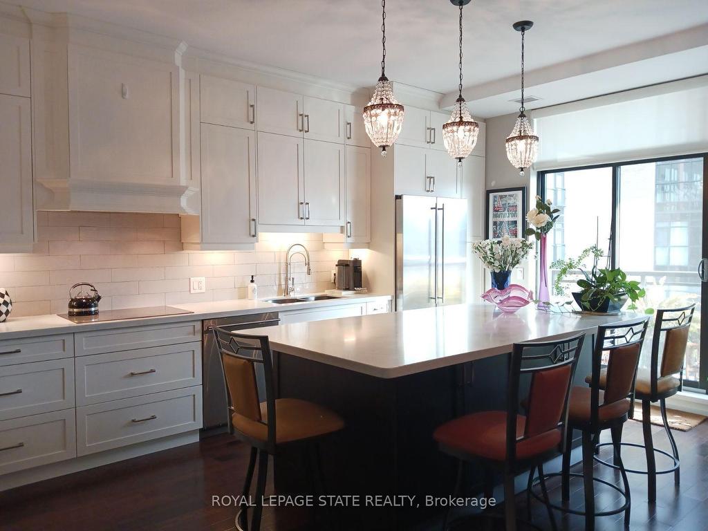 









112


King

Street East, 1109,
Hamilton,




ON
L8N 1A8

