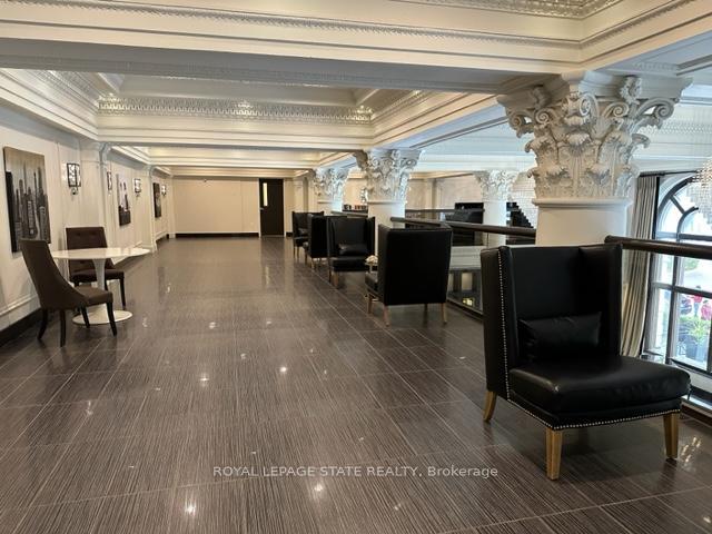 









112


King

Street East, 1109,
Hamilton,




ON
L8N 1A8

