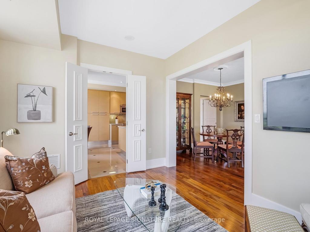 









662


Sheppard

Avenue East, 1704,
Toronto,




ON
M2K 3E6

