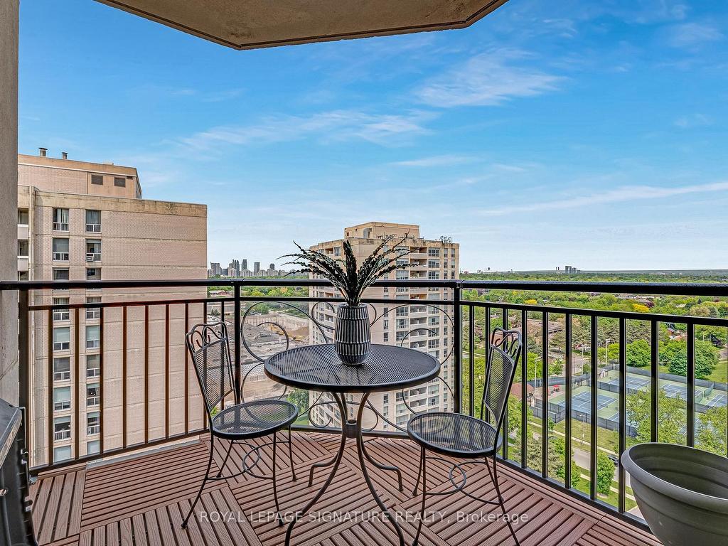 









662


Sheppard

Avenue East, 1704,
Toronto,




ON
M2K 3E6

