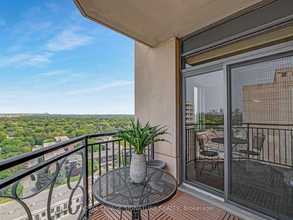 









662


Sheppard

Avenue East, 1704,
Toronto,




ON
M2K 3E6

