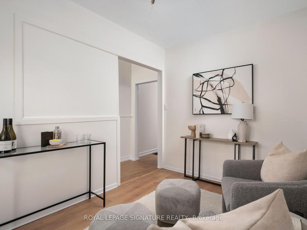 









136


Montrose

Avenue,
Toronto,




ON
M6J 2T7

