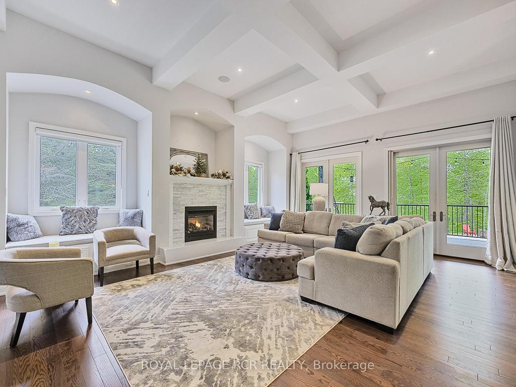 









12


Deer

Run,
Uxbridge,




ON
L9P 1R4

