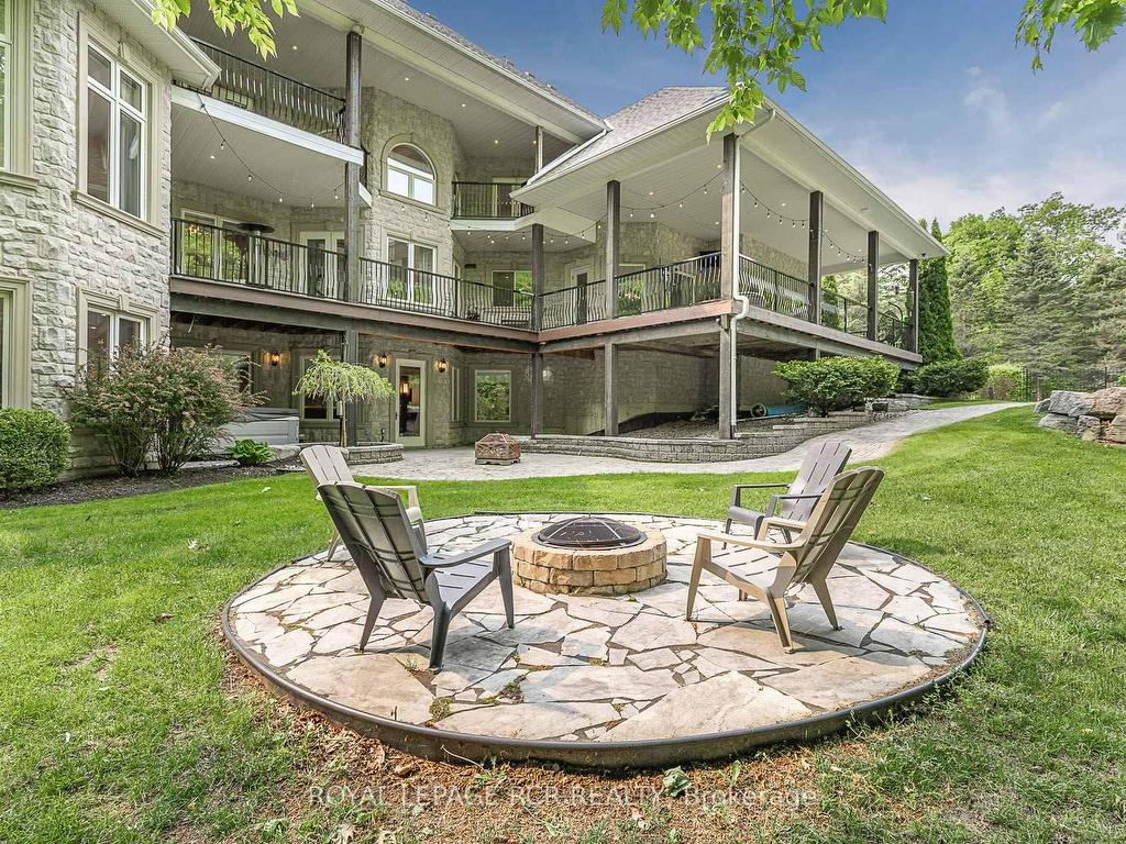 









12


Deer

Run,
Uxbridge,




ON
L9P 1R4


