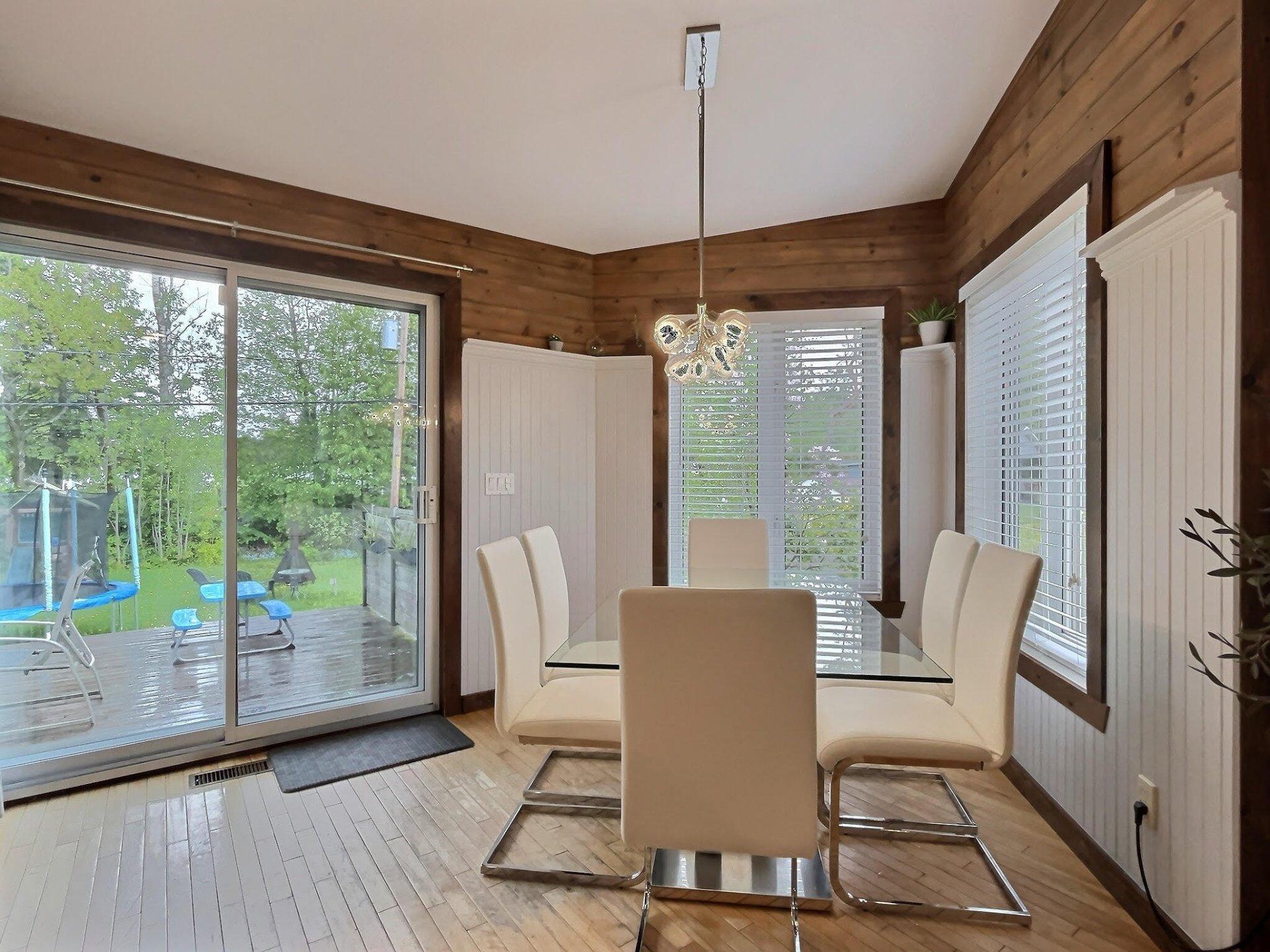 









3


Rue de la Colline

,
Sainte-Catherine-de-la-Jacques-Cartier,




QC
G3N2P5

