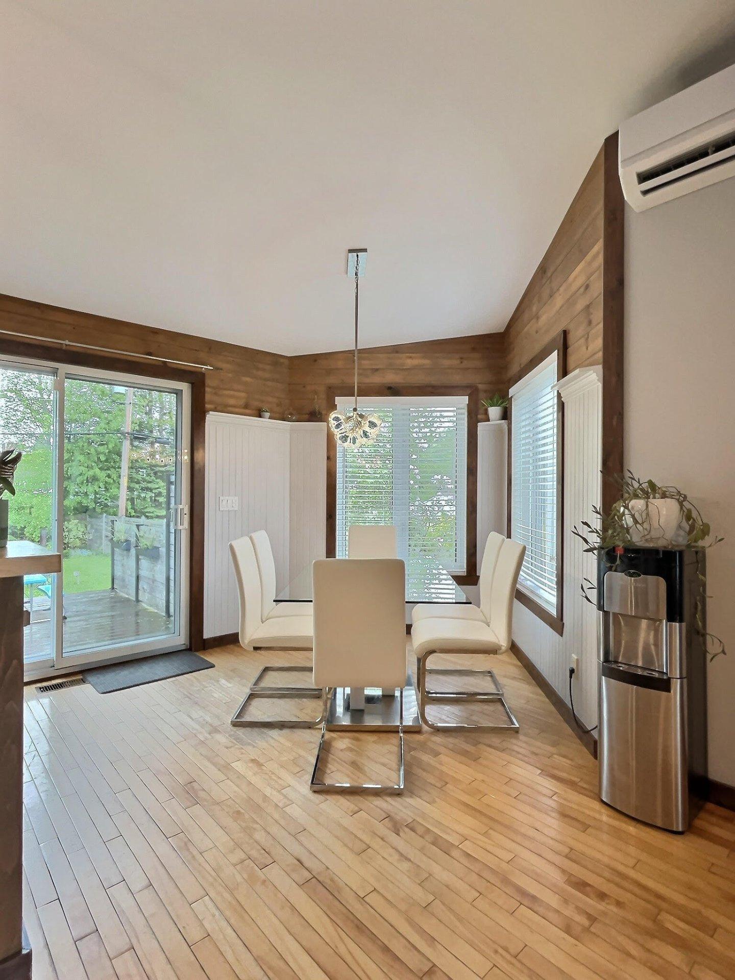 









3


Rue de la Colline

,
Sainte-Catherine-de-la-Jacques-Cartier,




QC
G3N2P5

