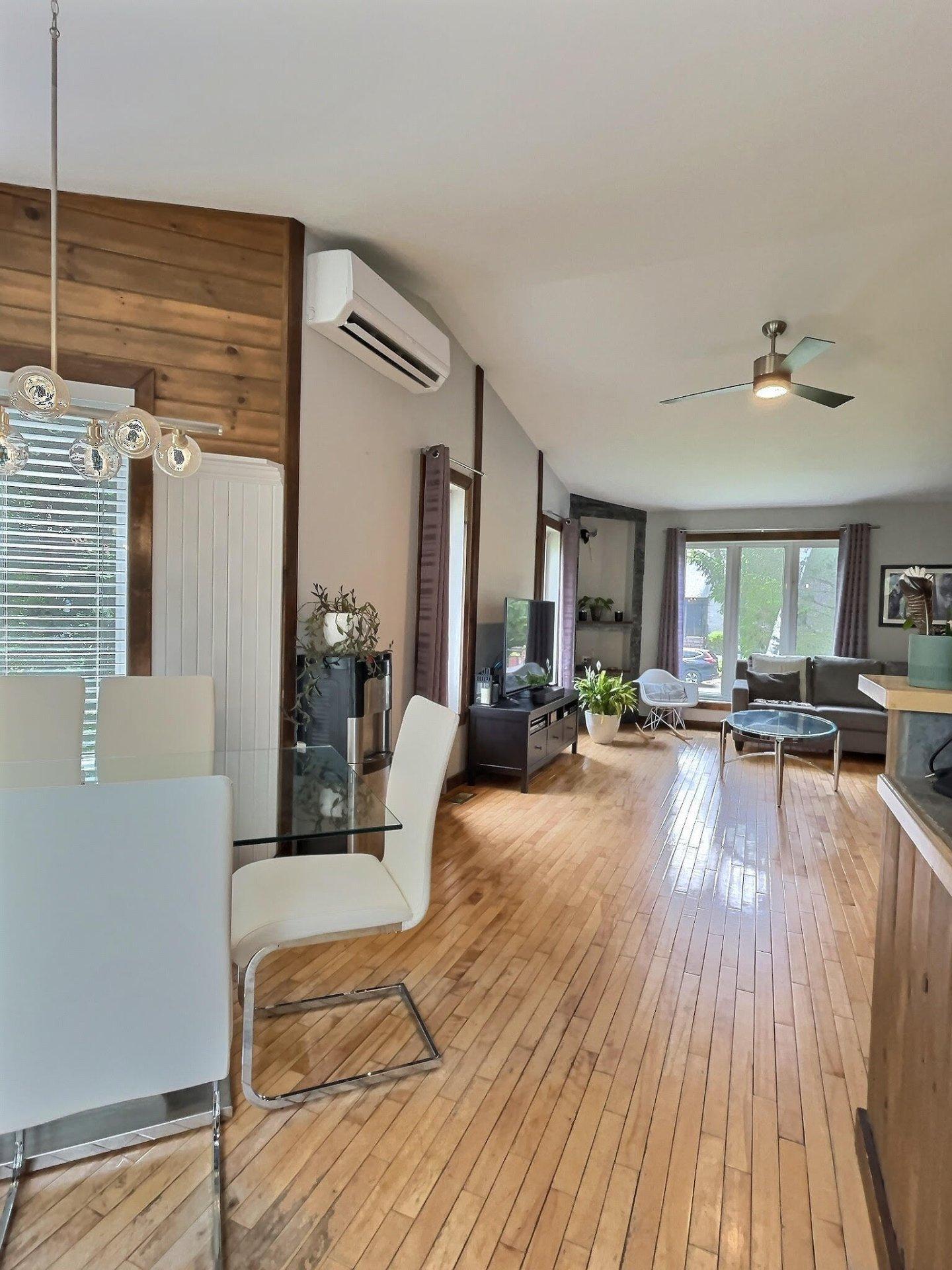 









3


Rue de la Colline

,
Sainte-Catherine-de-la-Jacques-Cartier,




QC
G3N2P5

