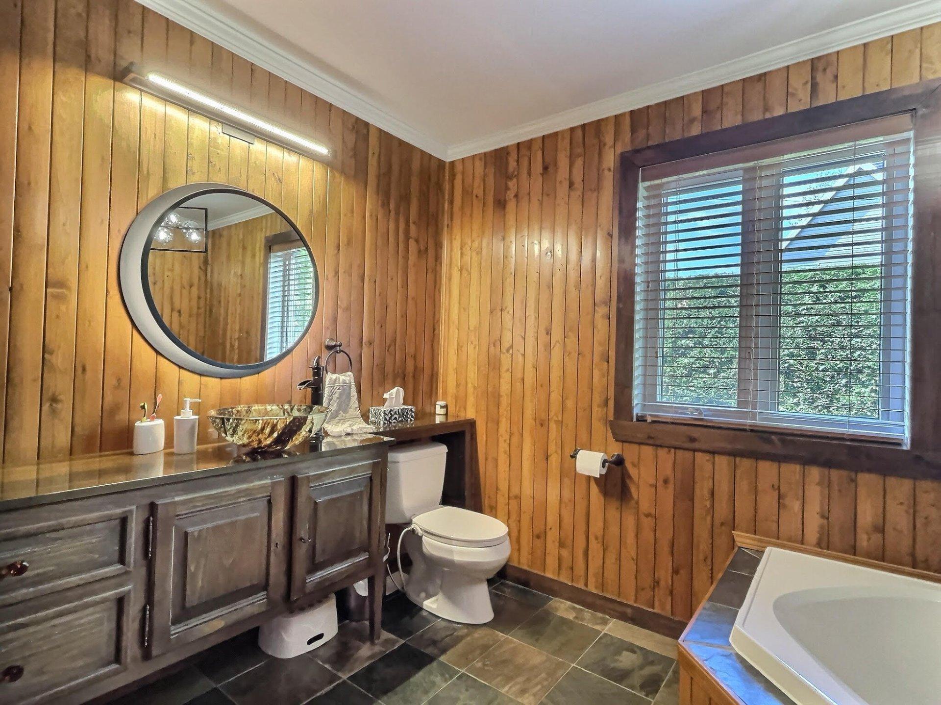 









3


Rue de la Colline

,
Sainte-Catherine-de-la-Jacques-Cartier,




QC
G3N2P5

