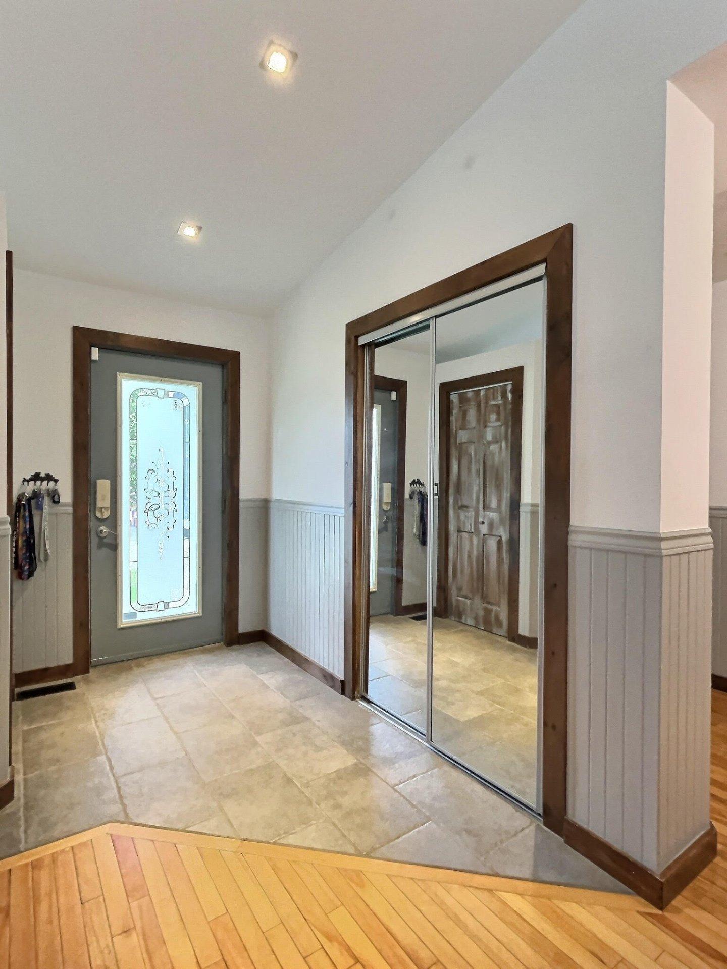 









3


Rue de la Colline

,
Sainte-Catherine-de-la-Jacques-Cartier,




QC
G3N2P5

