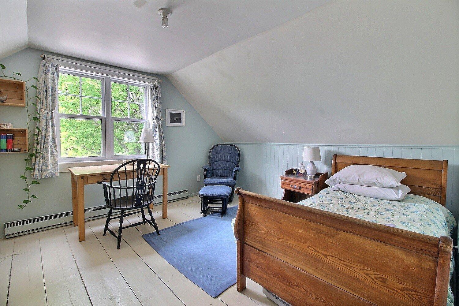 









2595


Ch. Holmes

,
Barnston-Ouest,




QC
J0B1C0

