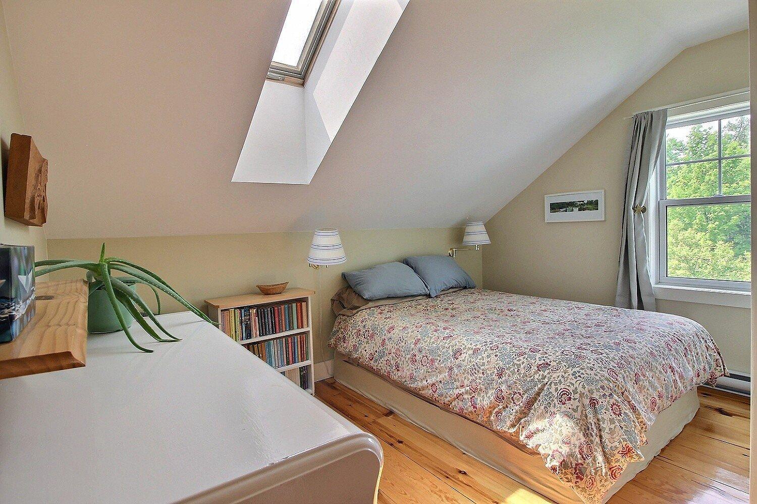 









2595


Ch. Holmes

,
Barnston-Ouest,




QC
J0B1C0

