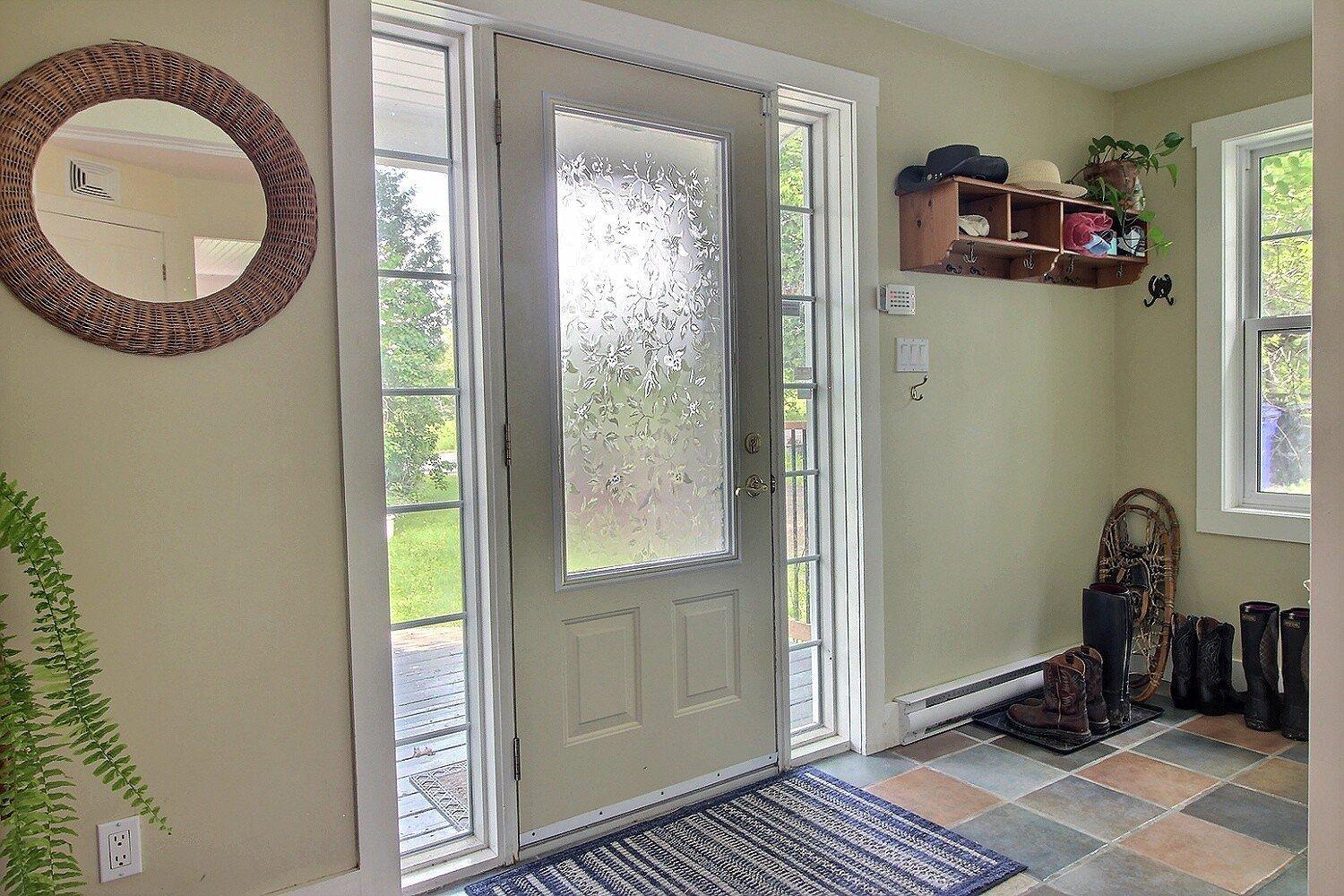 









2595


Ch. Holmes

,
Barnston-Ouest,




QC
J0B1C0

