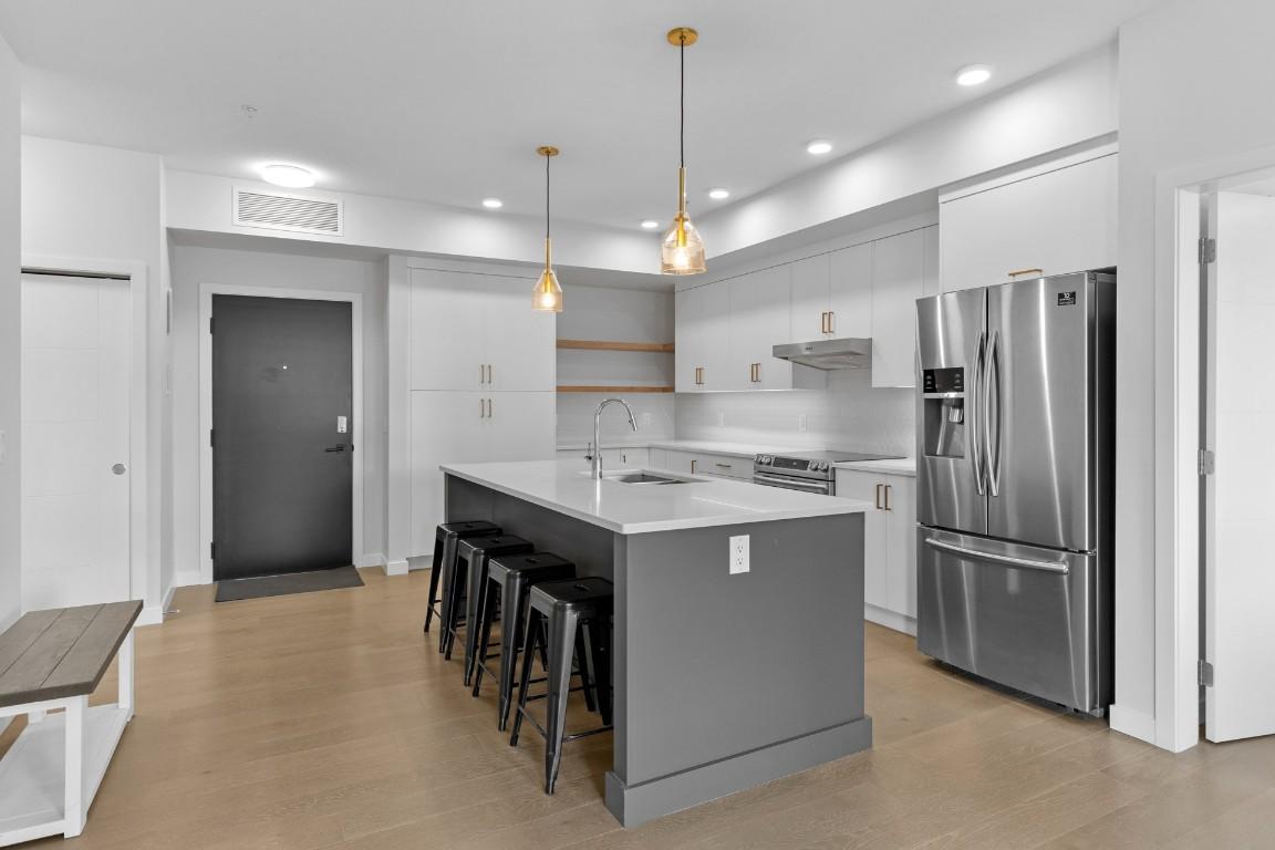 









1215


St. Paul

Street, 509,
Kelowna,




BC
V1Y 2C7

