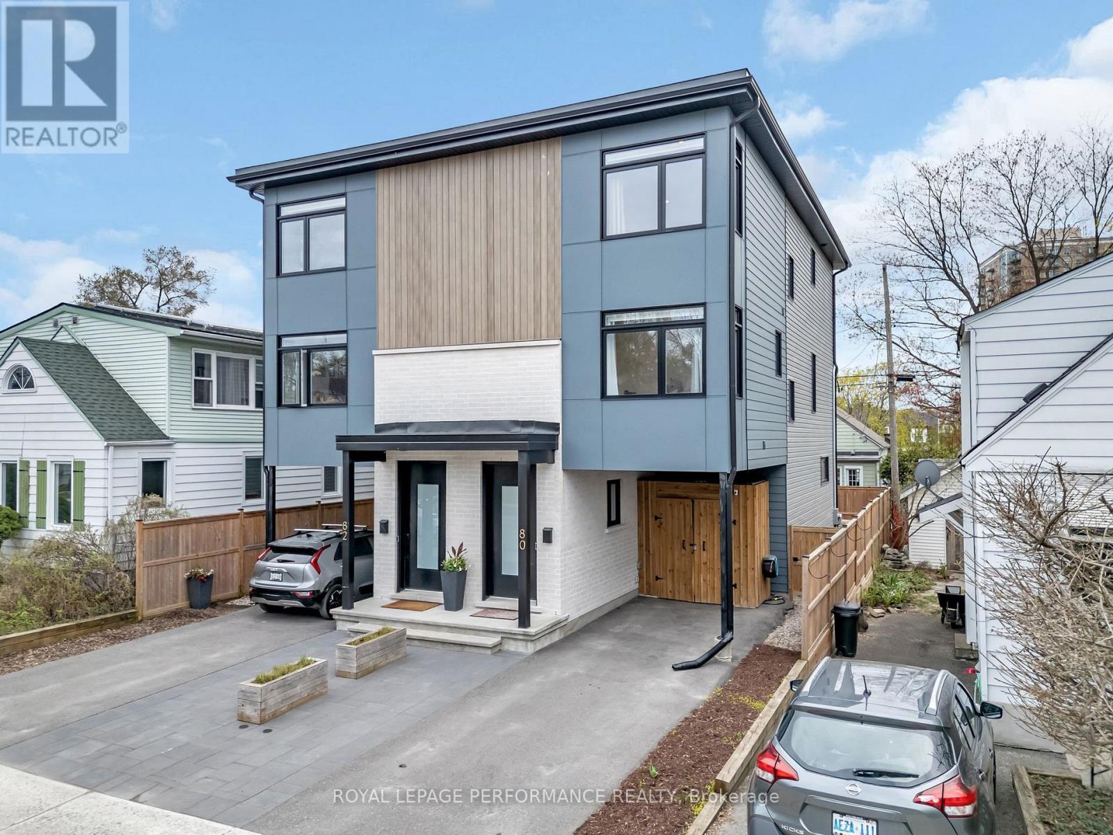 












80 DAGMAR AVENUE

,
Ottawa,




Ontario
K1L5T4

