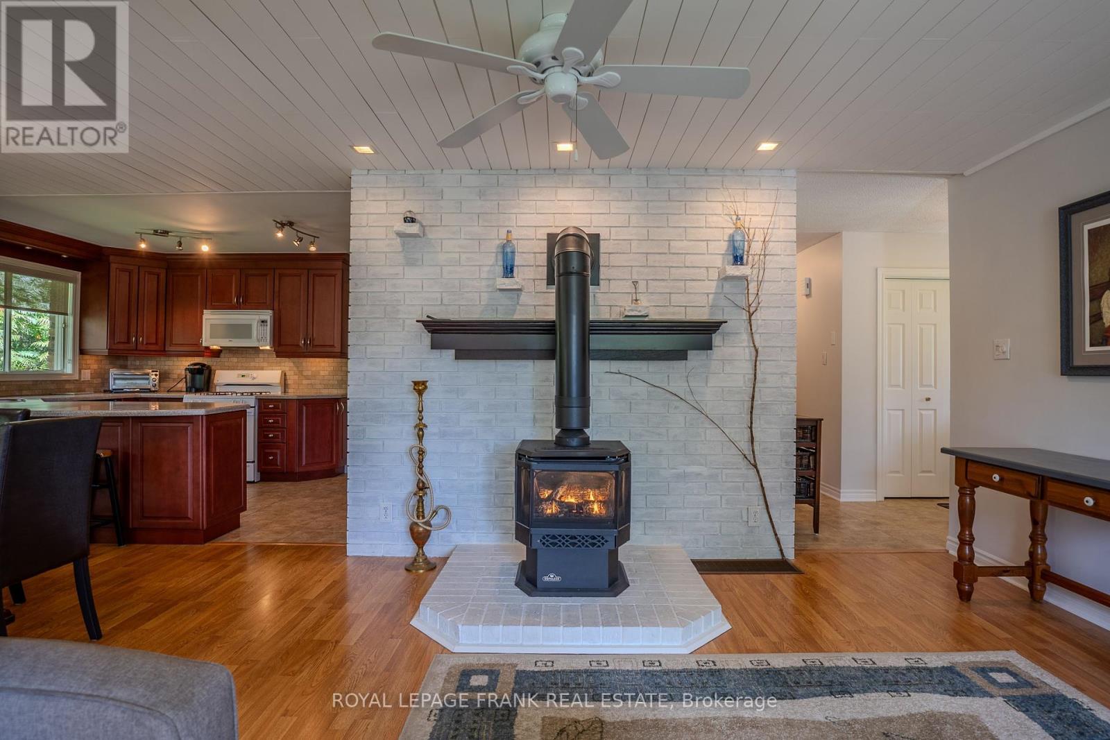 












41 PIRATES GLEN DRIVE

,
Trent Lakes,




Ontario
K0M1A0

