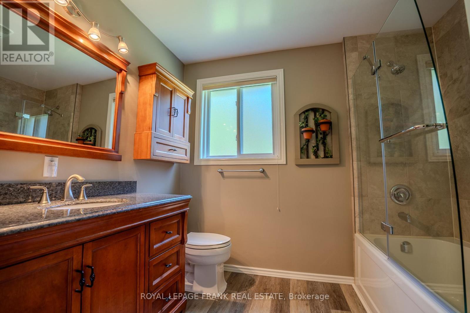 












41 PIRATES GLEN DRIVE

,
Trent Lakes,




Ontario
K0M1A0

