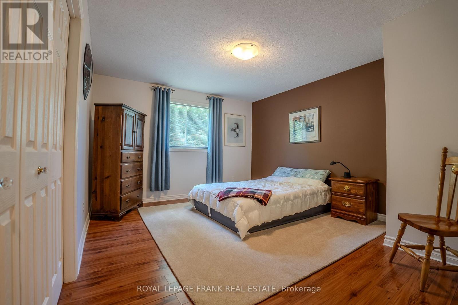 












41 PIRATES GLEN DRIVE

,
Trent Lakes,




Ontario
K0M1A0

