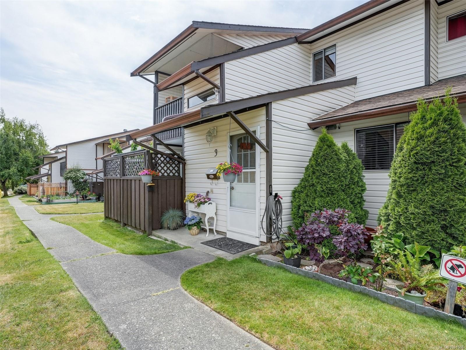 









1506


Admirals

Rd, 3,
View Royal,




BC
V9A 7B1

