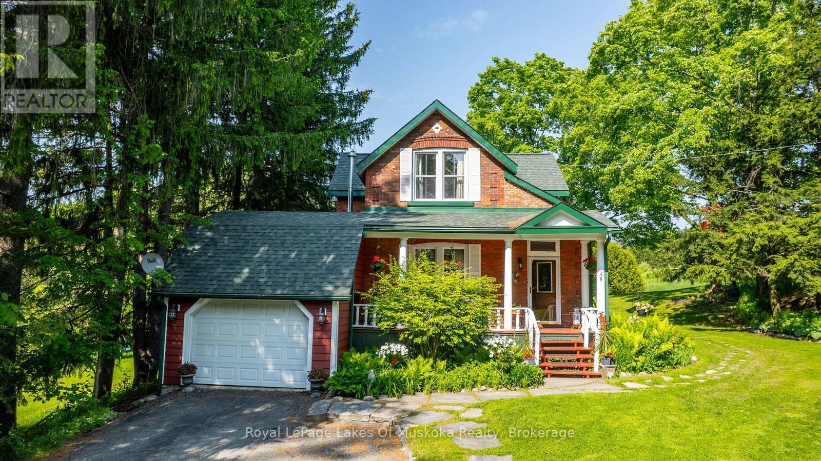 












229 FRASERBURG ROAD

,
Bracebridge (Macaulay),




Ontario
P1L0G9

