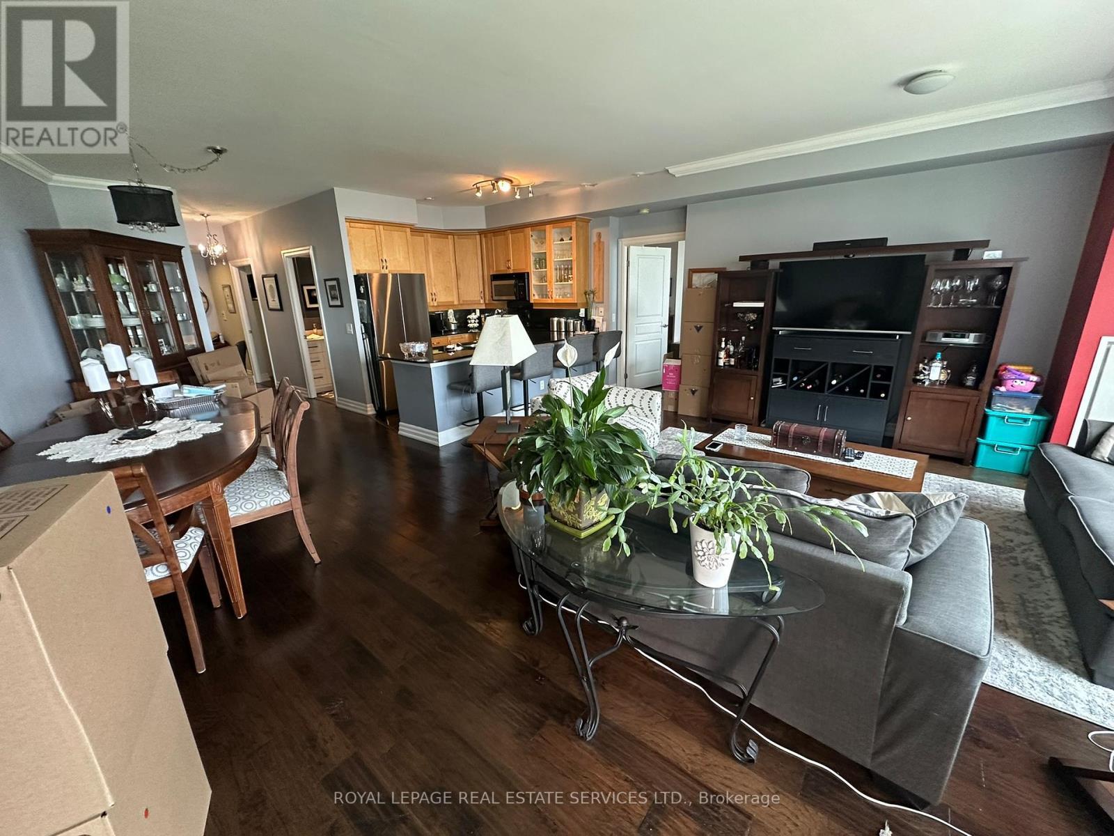 












511 - 2083 LAKE SHORE BOULEVARD W

,
Toronto,




Ontario
M8V4G2

