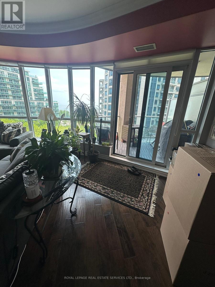 












511 - 2083 LAKE SHORE BOULEVARD W

,
Toronto,




Ontario
M8V4G2

