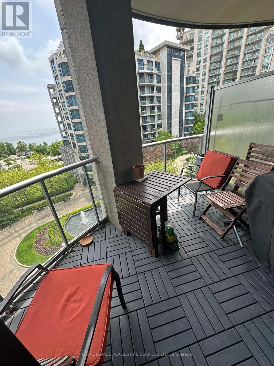 












511 - 2083 LAKE SHORE BOULEVARD W

,
Toronto,




Ontario
M8V4G2


