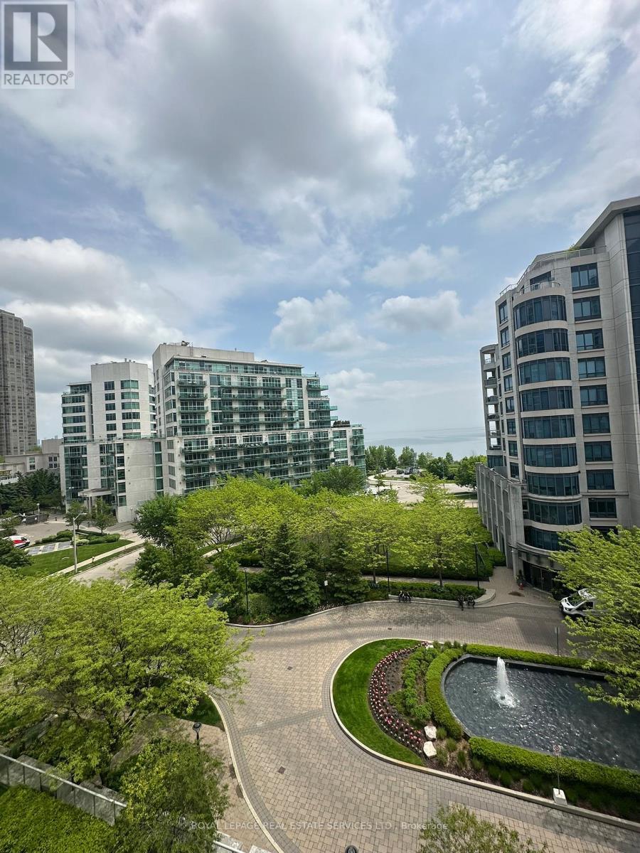 












511 - 2083 LAKE SHORE BOULEVARD W

,
Toronto,




Ontario
M8V4G2

