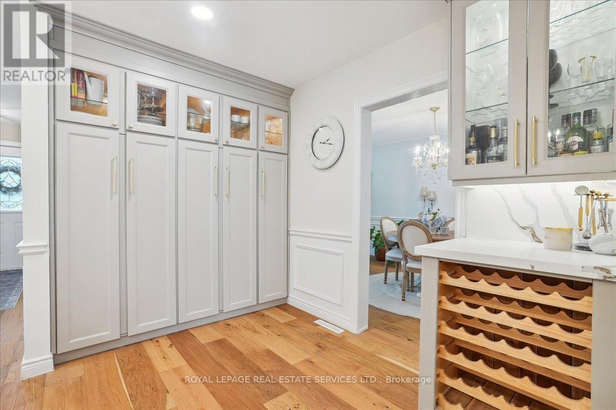 












14 DUBARRY BOULEVARD

,
Hamilton,




Ontario
L8T2V4

