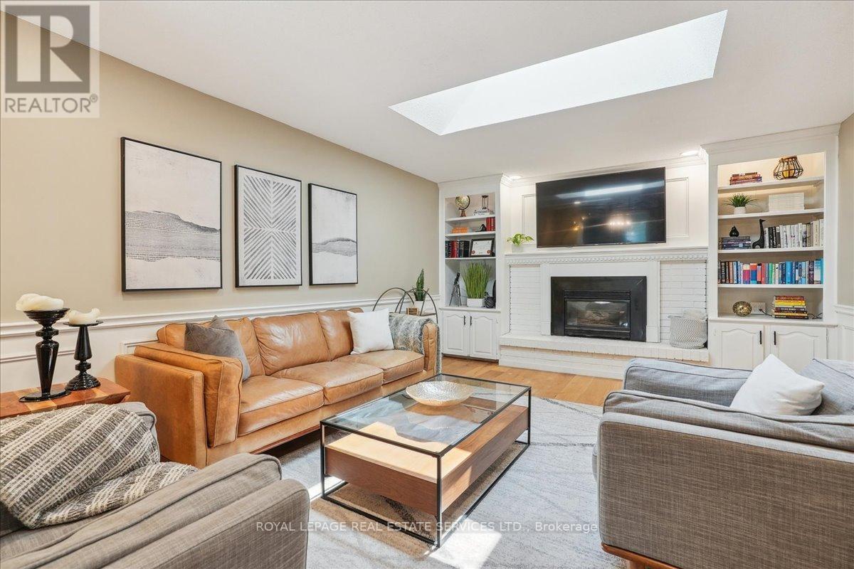 












14 DUBARRY BOULEVARD

,
Hamilton,




Ontario
L8T2V4

