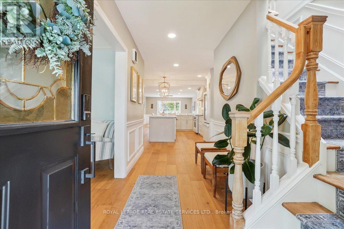 












14 DUBARRY BOULEVARD

,
Hamilton,




Ontario
L8T2V4

