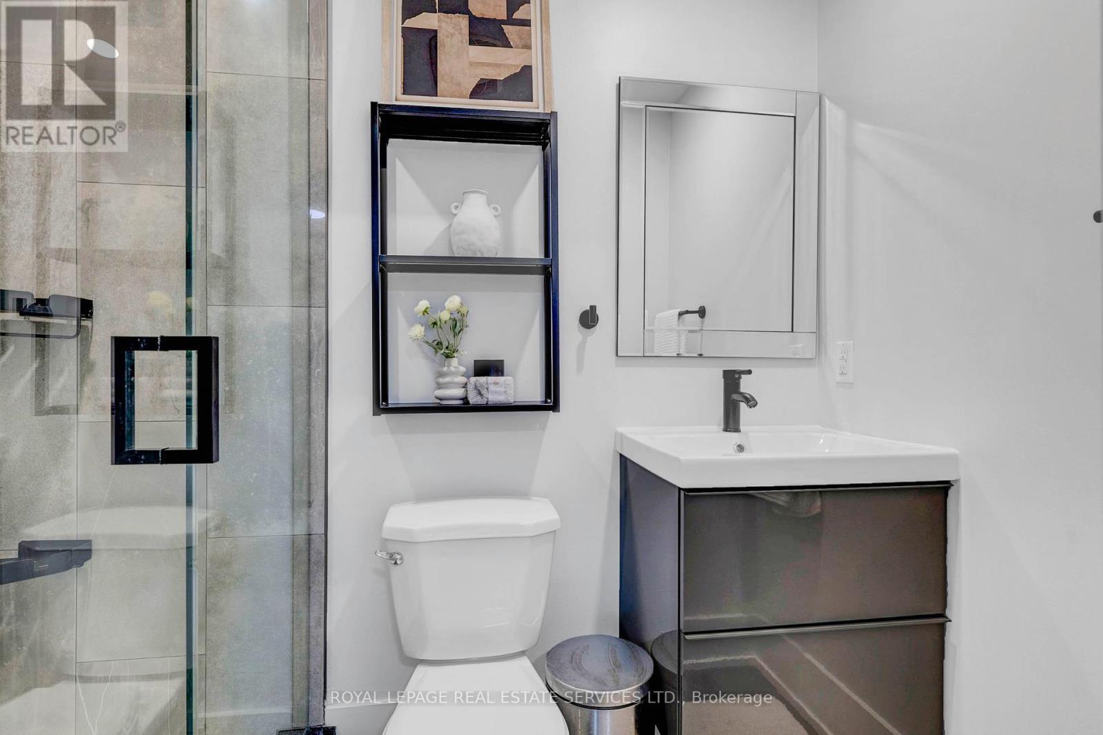 












248 WALES CRESCENT

,
Oakville,




Ontario
L6L3X7

