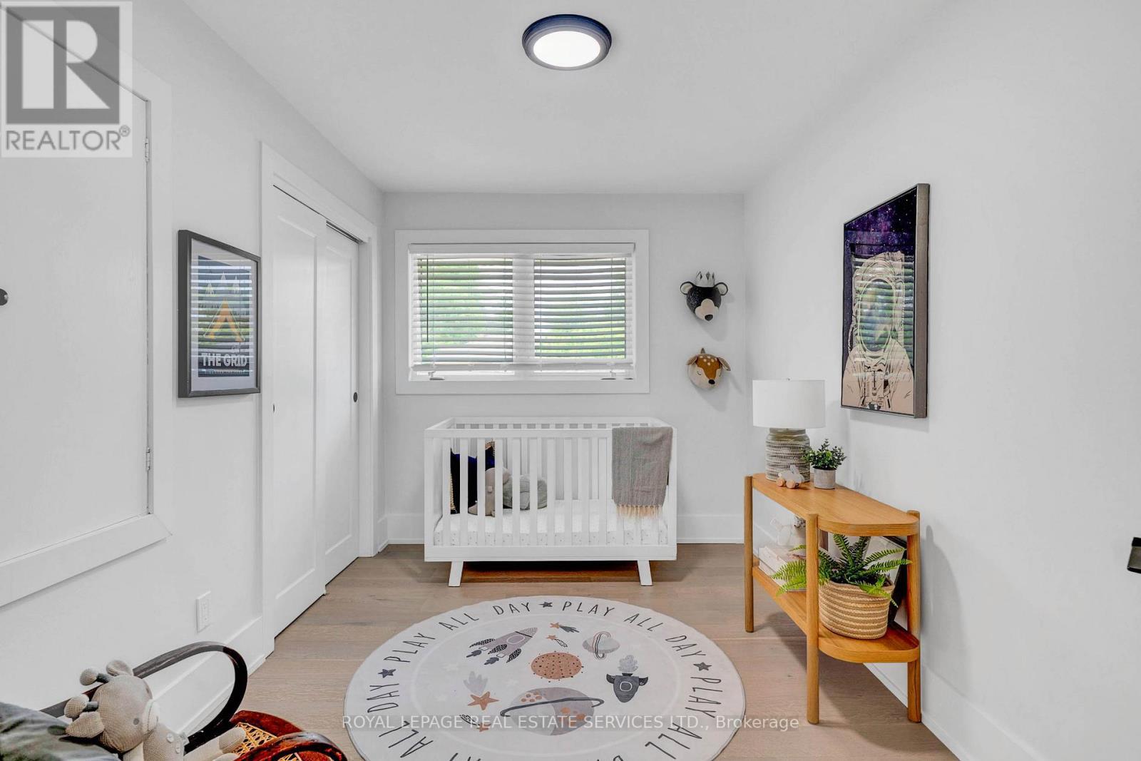 












248 WALES CRESCENT

,
Oakville,




Ontario
L6L3X7

