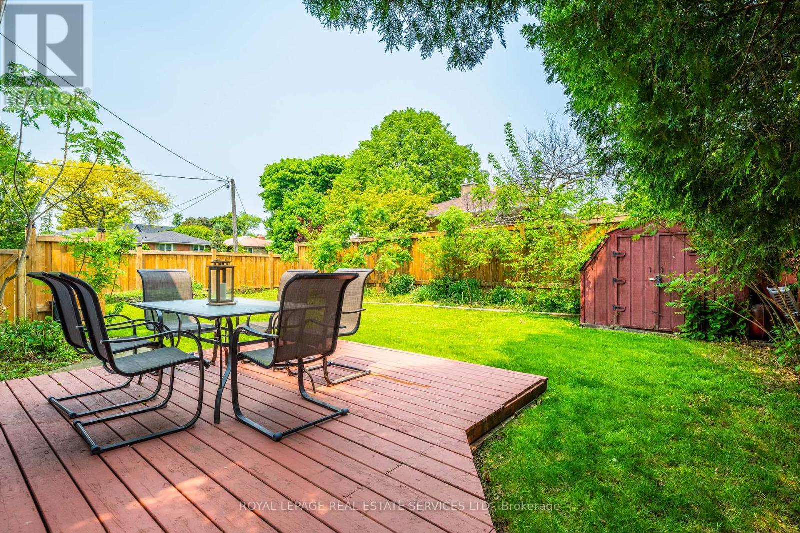 












248 WALES CRESCENT

,
Oakville,




Ontario
L6L3X7

