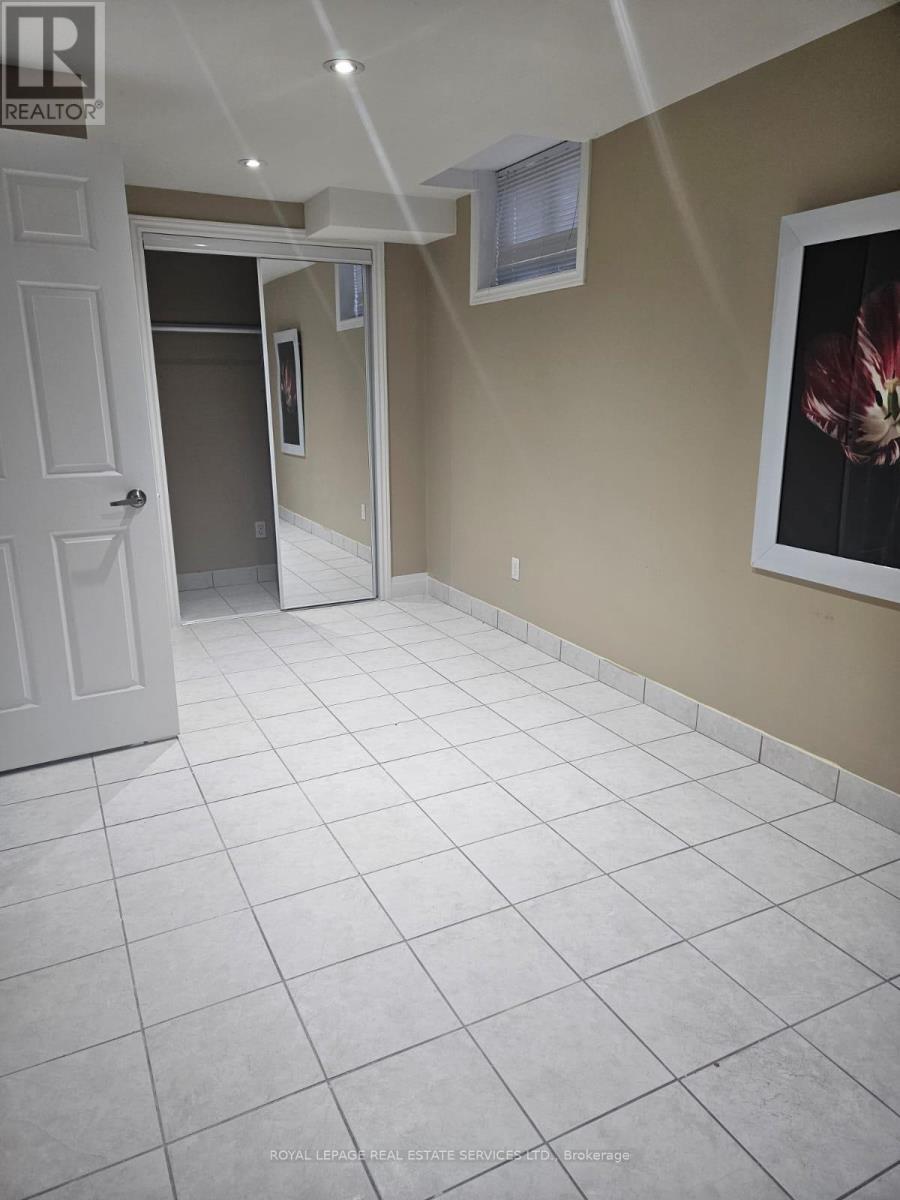 












BSMT - 602 NAPA VALLEY AVENUE

,
Vaughan,




Ontario
L4H1R1

