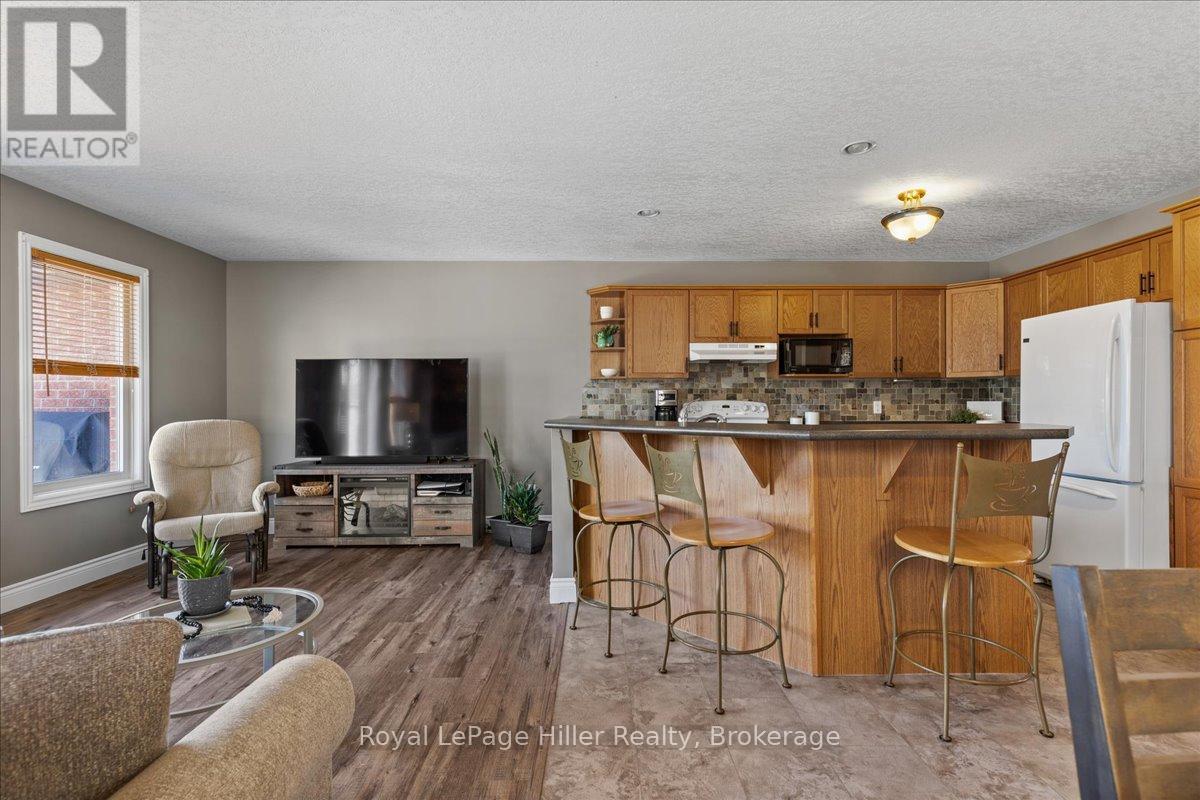 












83 BELL COURT

,
Stratford,




Ontario
N5A7W8

