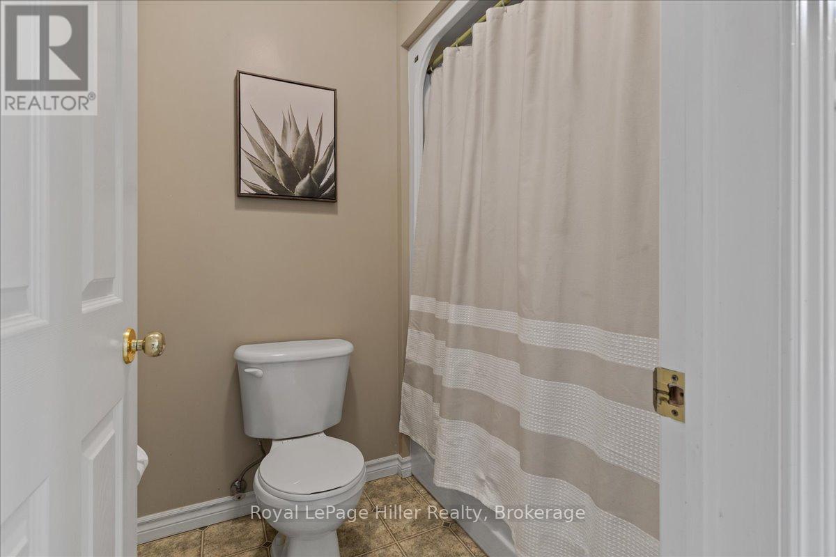 












83 BELL COURT

,
Stratford,




Ontario
N5A7W8

