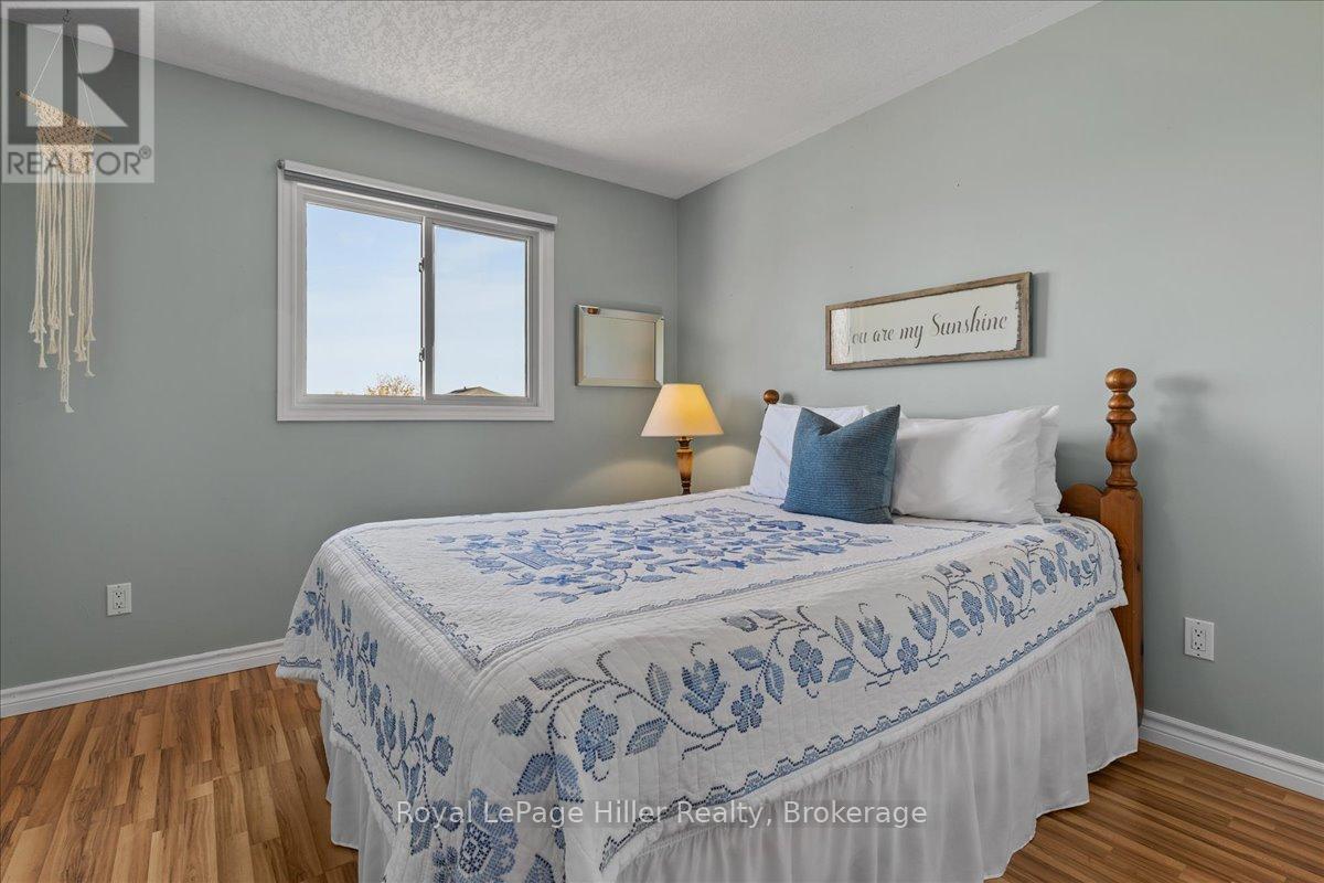 












83 BELL COURT

,
Stratford,




Ontario
N5A7W8

