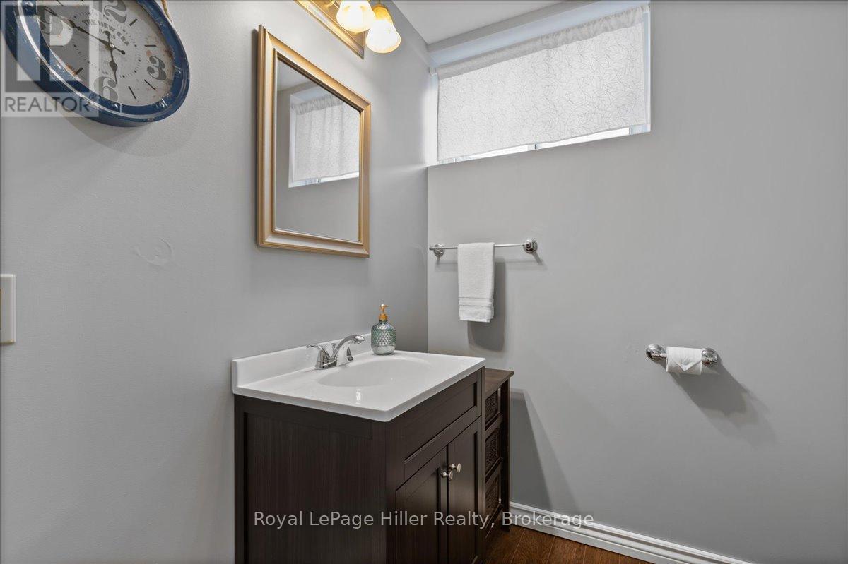 












83 BELL COURT

,
Stratford,




Ontario
N5A7W8

