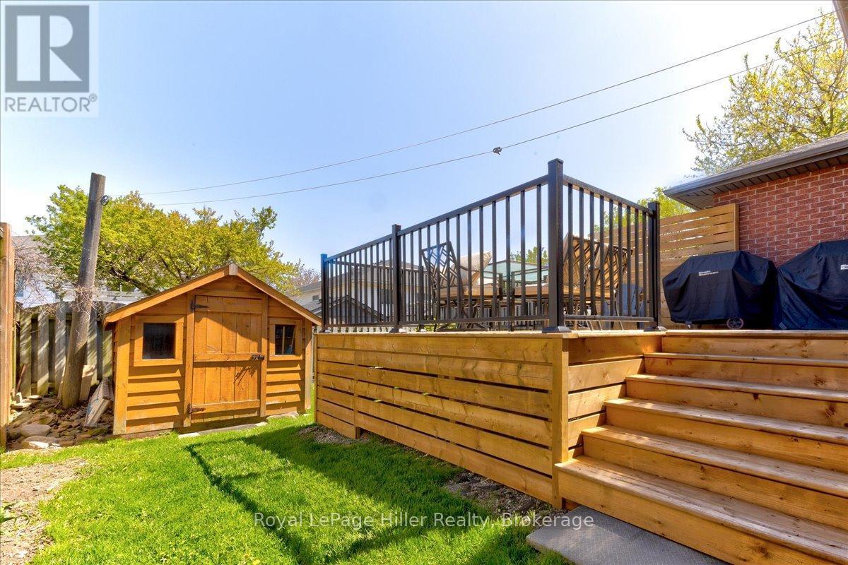 












83 BELL COURT

,
Stratford,




Ontario
N5A7W8

