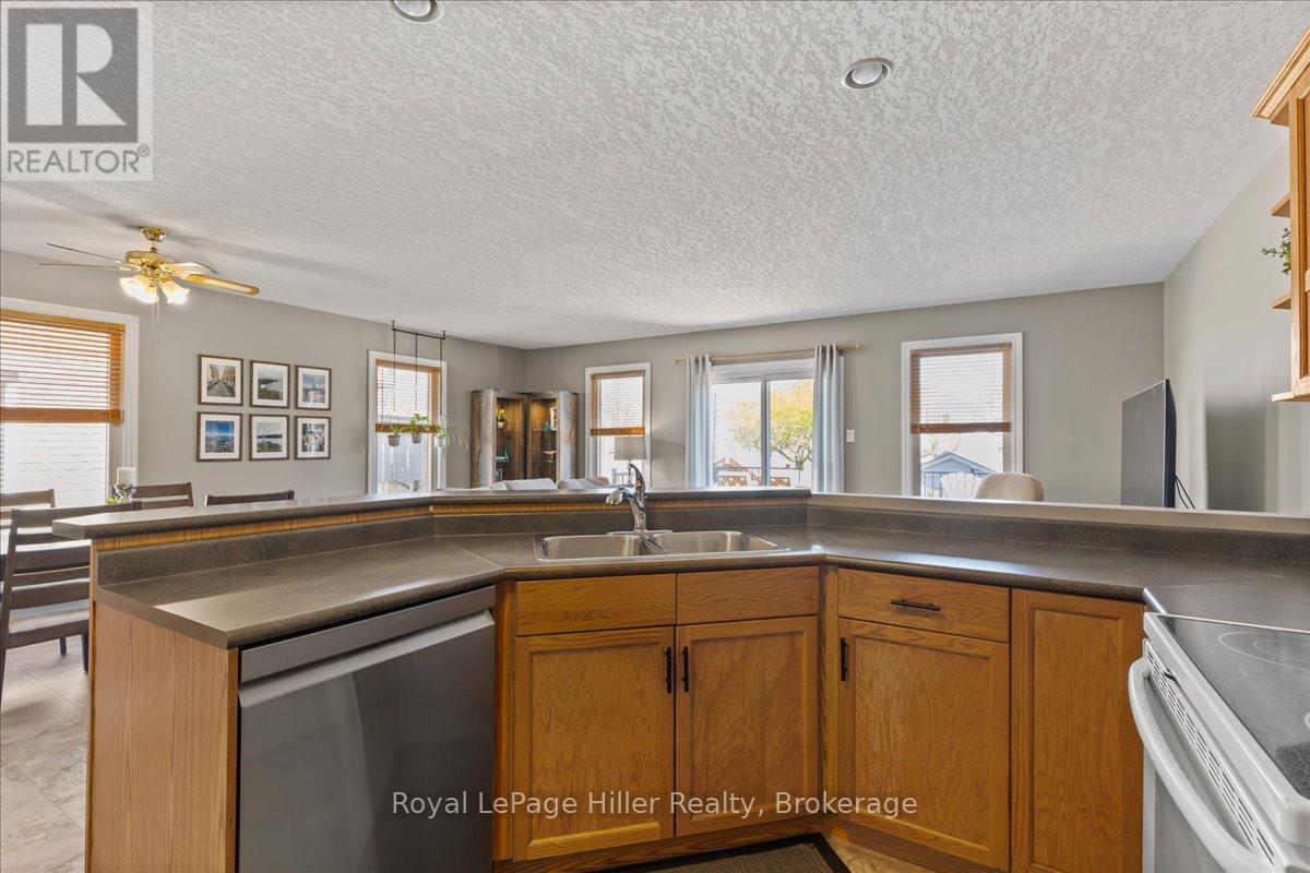 












83 BELL COURT

,
Stratford,




Ontario
N5A7W8


