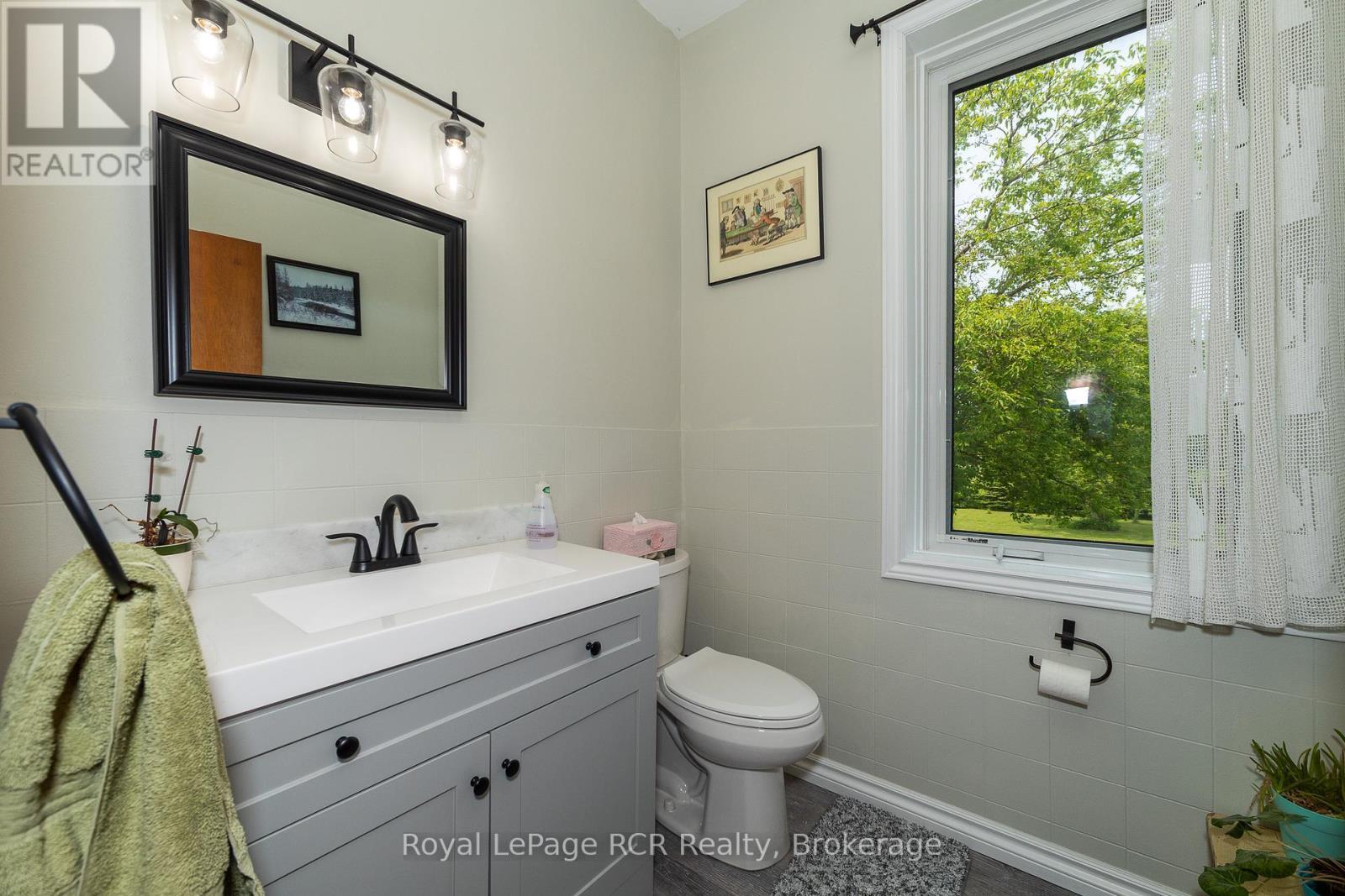 












713630 DURHAM ROAD B

,
Grey Highlands,







Ontario
N0C1K0

