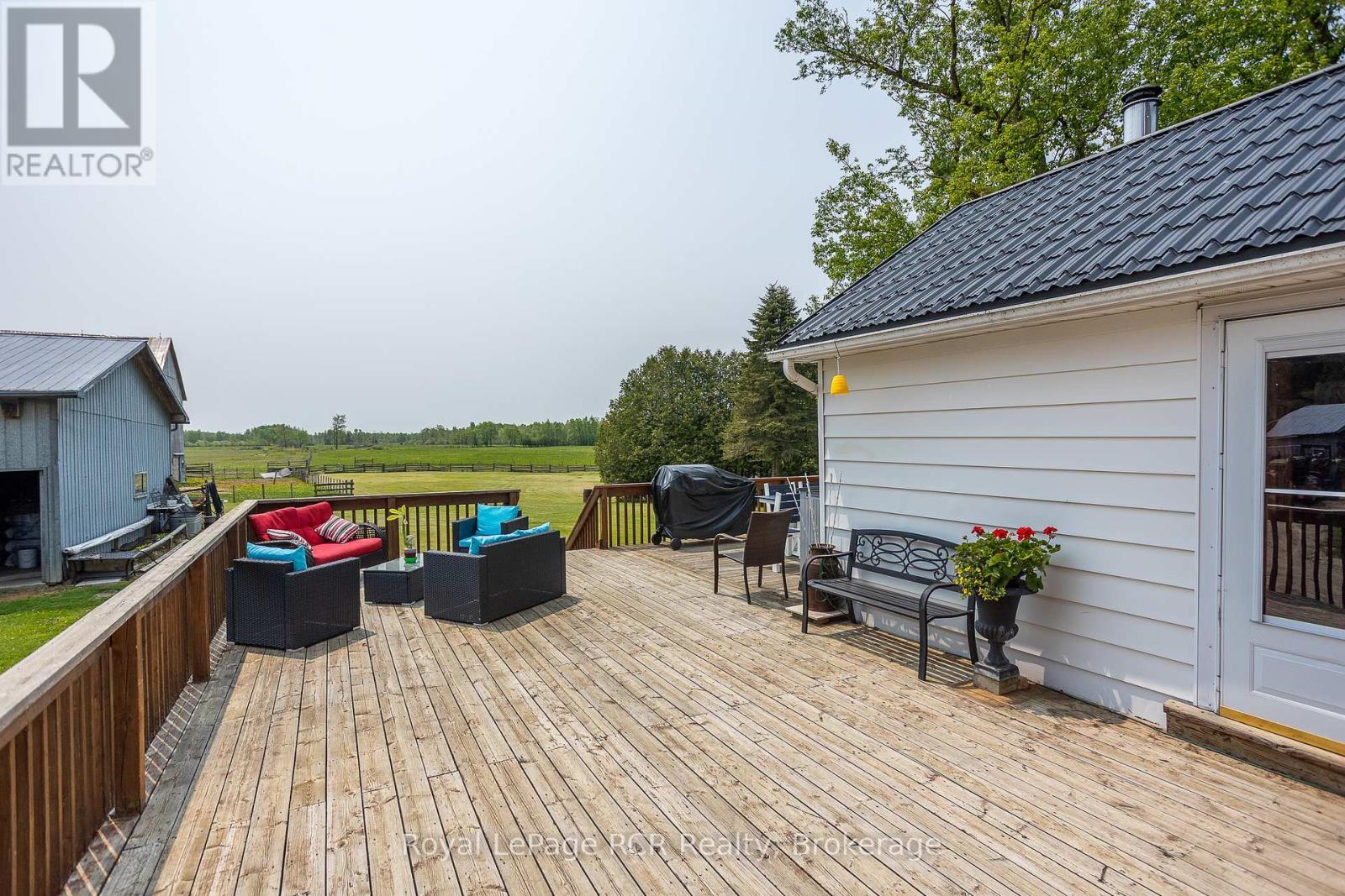 












713630 DURHAM ROAD B

,
Grey Highlands,







Ontario
N0C1K0

