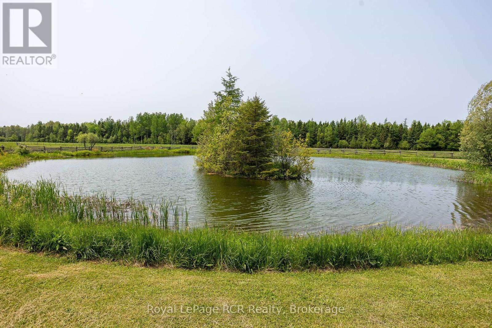 












713630 DURHAM ROAD B

,
Grey Highlands,







Ontario
N0C1K0

