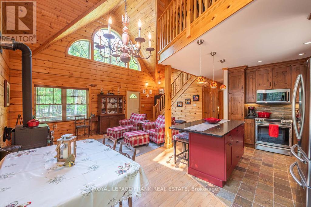 












120 SUGARBUSH CRESCENT

,
Trent Lakes,




Ontario
K0L1J0

